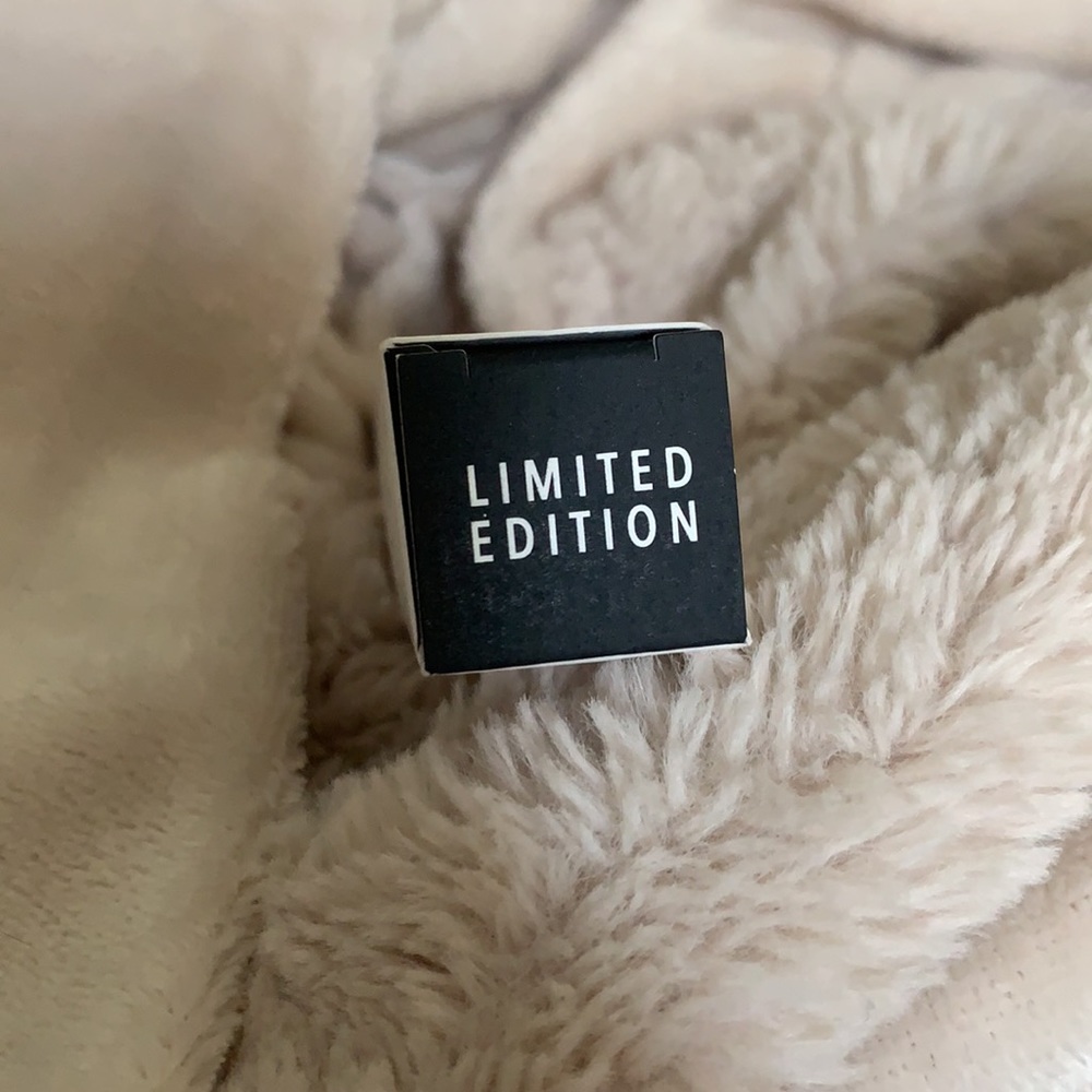 Studio Makeup VOLUME INTENSE MASCARA - Picture 5 of 5